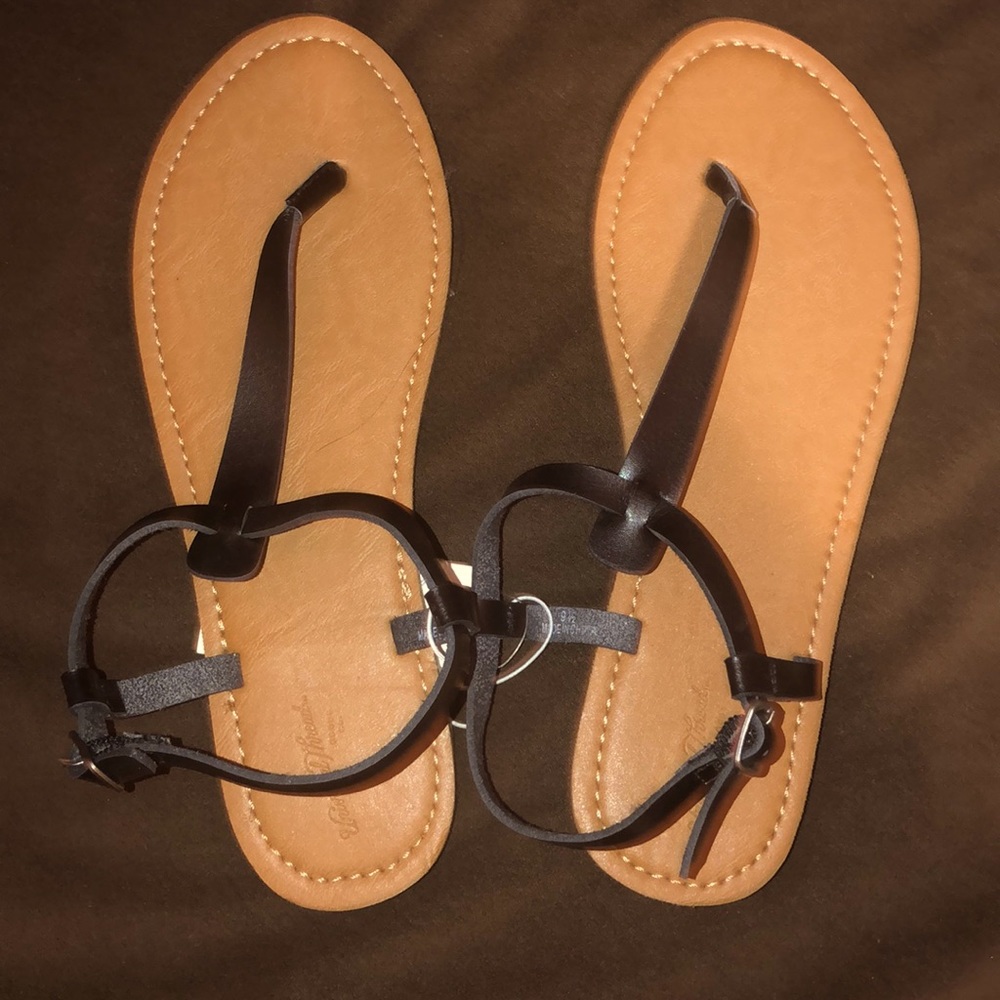 Sandal